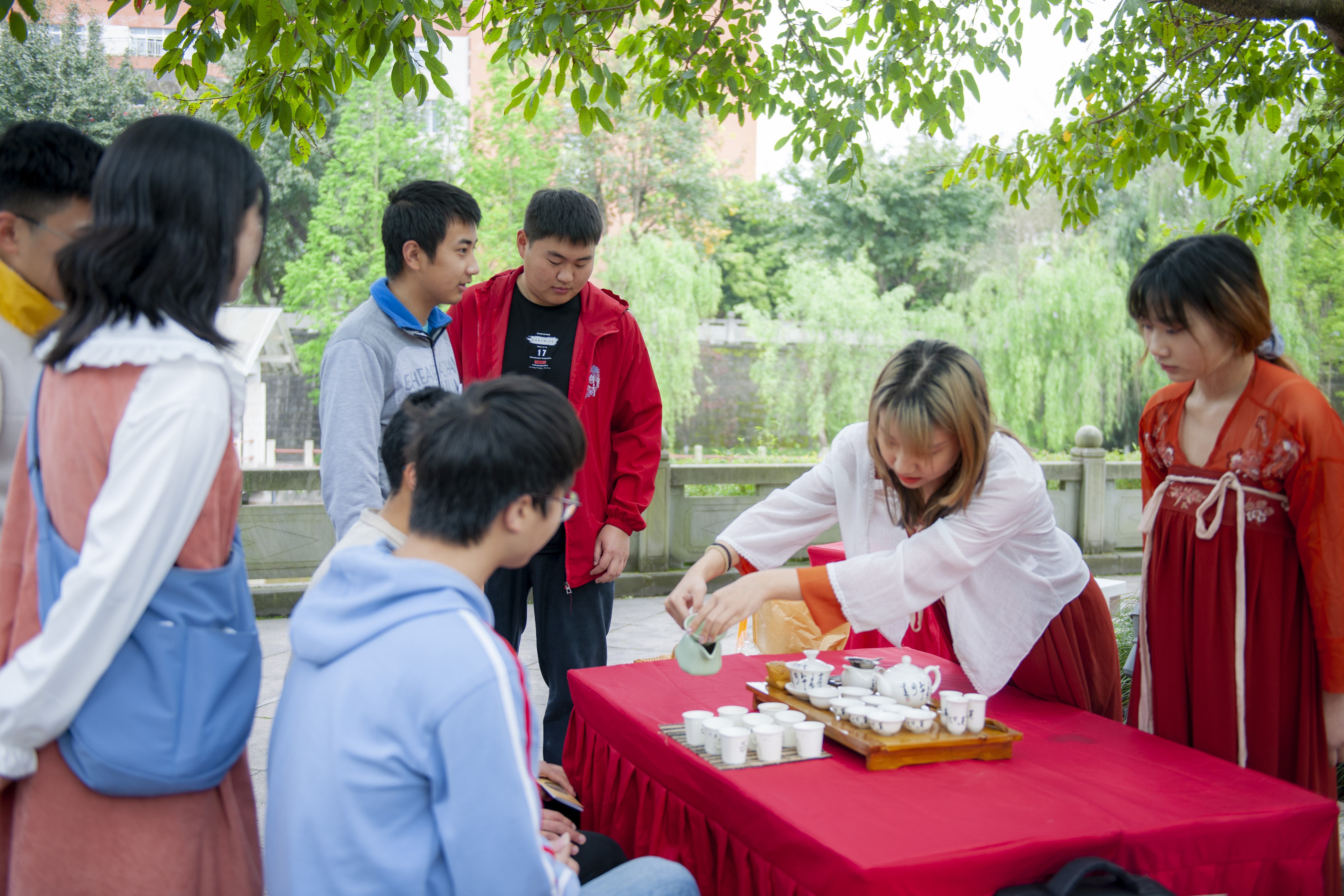 学校首届中华传统文化活动周暨第十五届社团文化节举行